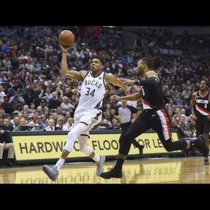 Meet your Posher, Justice